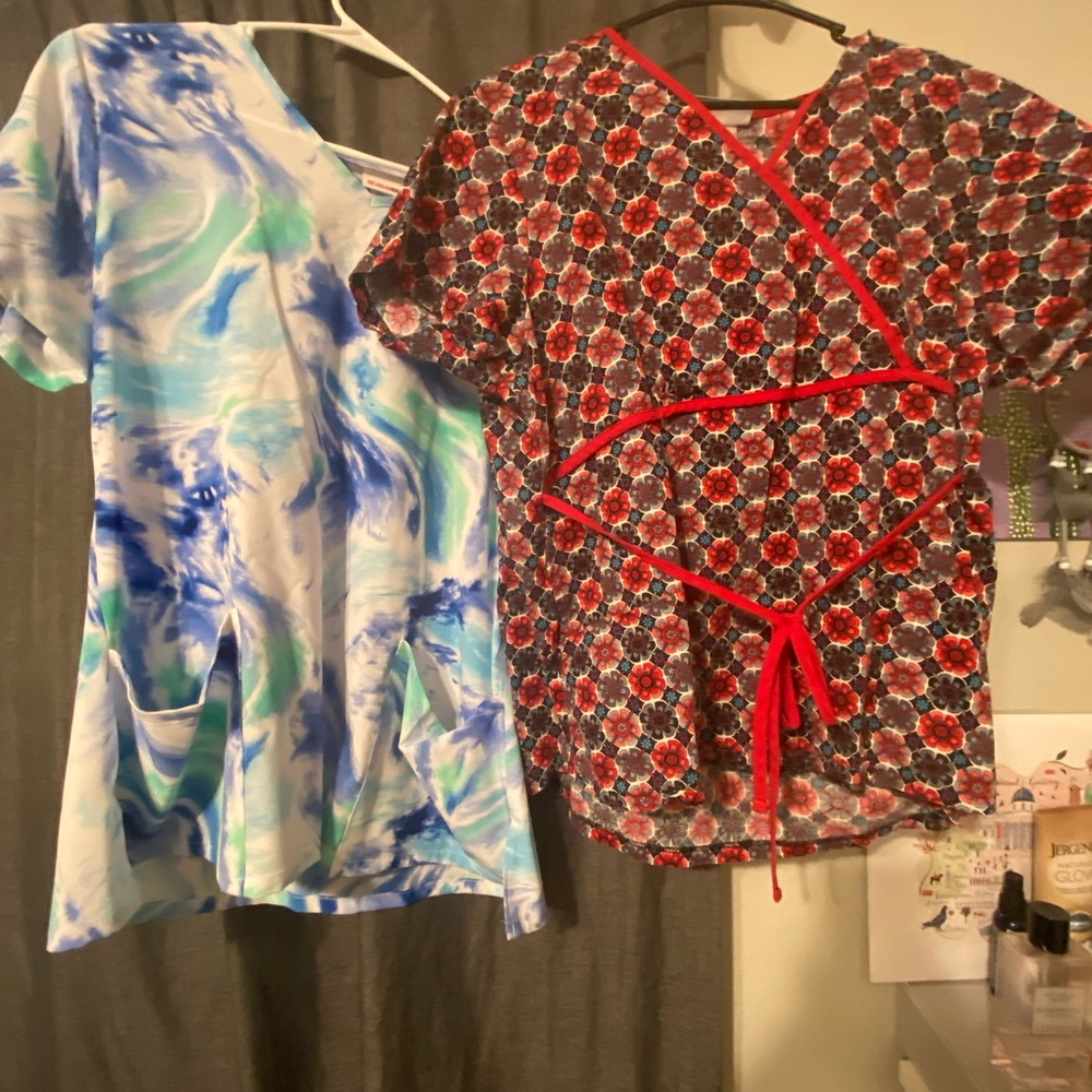 2 printed scrub tops in size Large